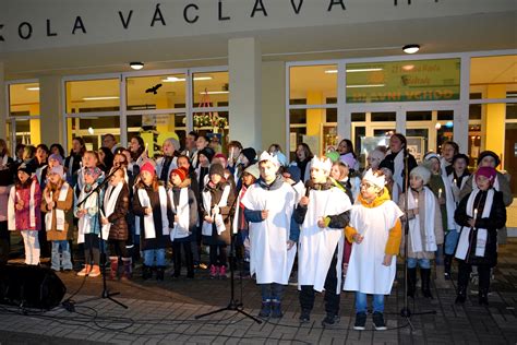 Ilustrácia Václava Havla v kresle