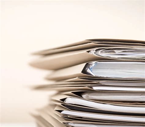 Ilustrácia znázorňujúca právne dokumenty a pečate