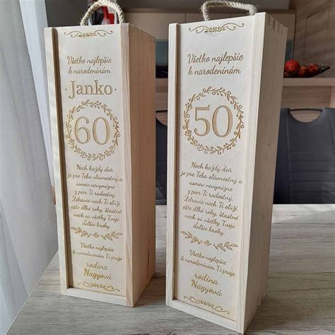 drevený box na víno s gravírovaným menom a dátumom