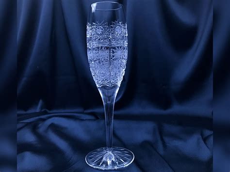 Ručne brúsené krištáľové poháre na šampanské