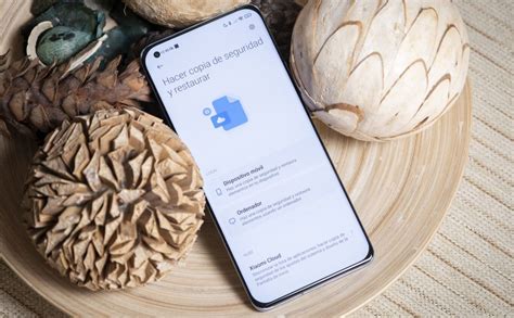 Ilustrácia mobilného telefónu zobrazujúca aplikáciu Tex s ingredienciami v chladničke