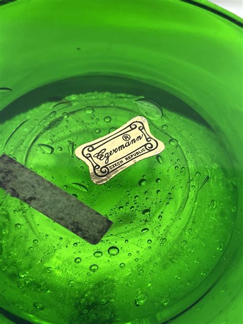 Pohár šampanského s bublinkami