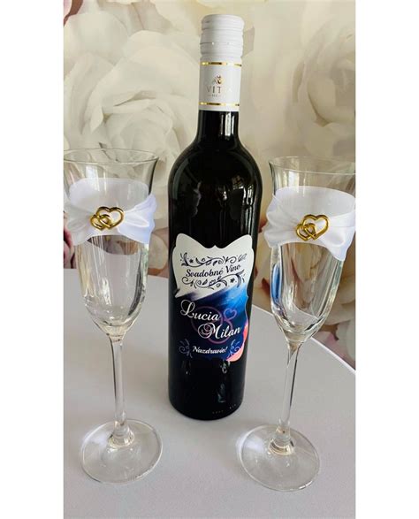 Dizajn svadobných etikiet na víno