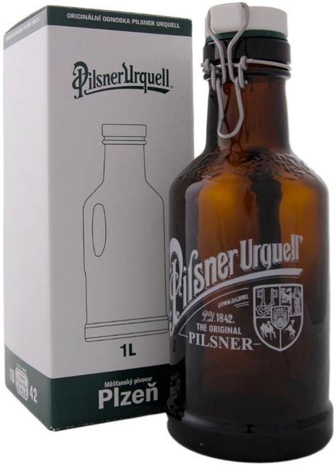 Moderné vratné fľaše Pilsner Urquell