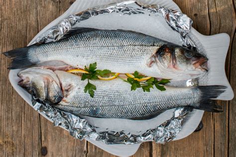 Morský vlk pripravený na gril