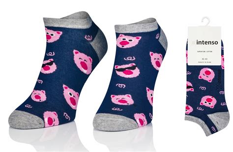 Ponožky s rôznymi veselými vzormi