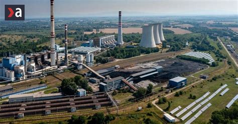 Balenie čierneho uhlia a rehydratačného roztoku