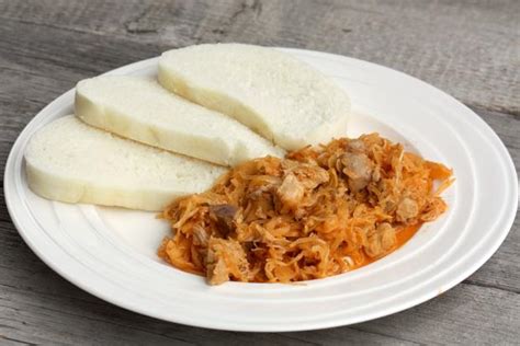 Tradičné slovenské jedlo - guláš