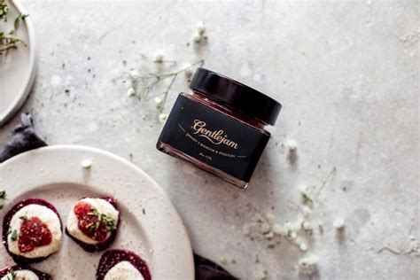 Elegantné poháre s džemom Gentlejam a syrom