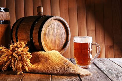 Súdok s dozrievajúcim alkoholom