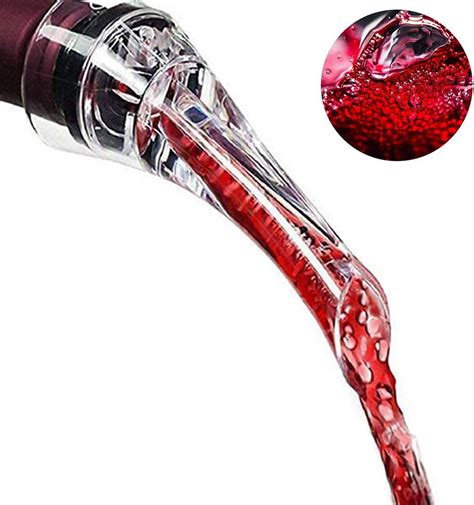 Ilustrácia sady na víno (vývrtka, zátka, nálevka)