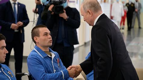 skupina ranených vojakov v nemocnici