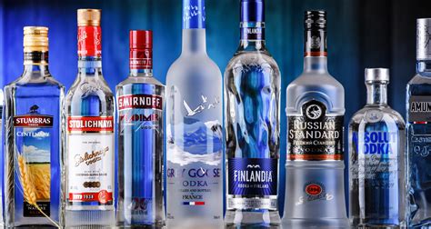 Rôzne druhy vodky Finlandia vedľa seba