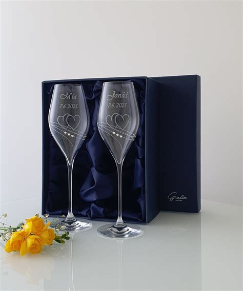 Svadobné poháre na víno zdobené kryštálmi