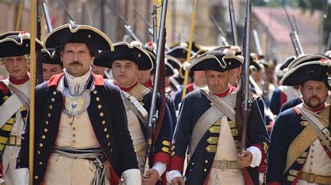 Vojaci v uniformách