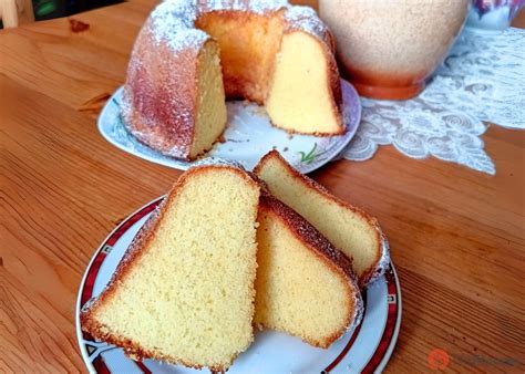 Bábovka s vaječným koňakom