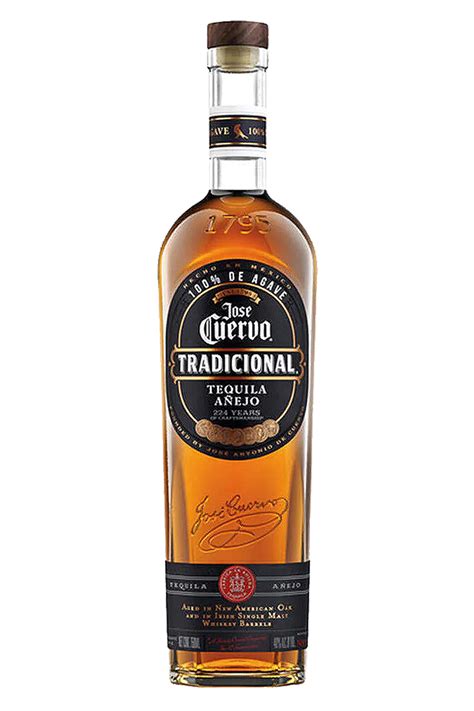 Fľaša Jose Cuervo Tradicional Añejo