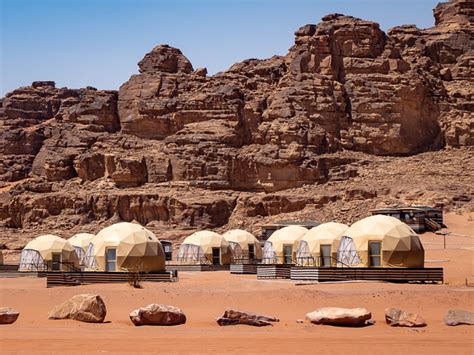 Filmársky štáb vo Wadi Rum