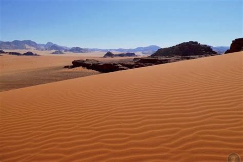 Červené pieskové duny vo Wadi Rum