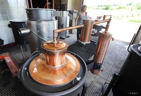 Medené destilačné kotly