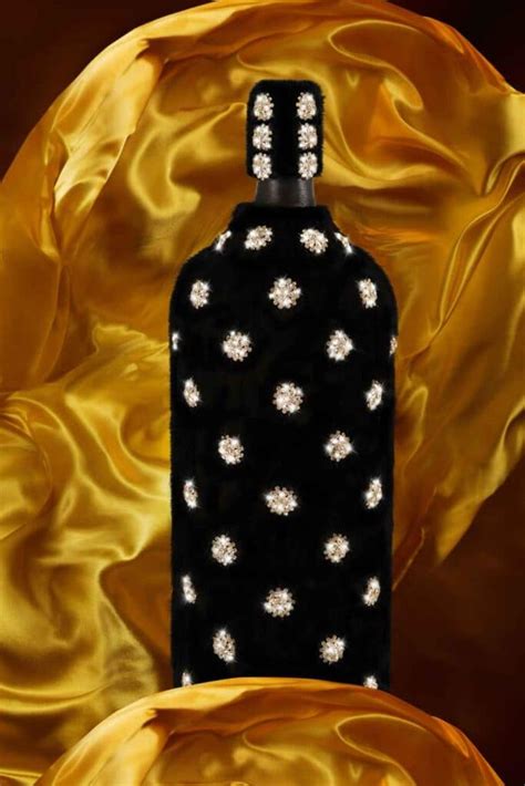 Fľaša Billionaire Vodka s diamantmi