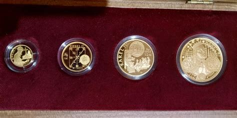 Ukážka zbierania mincí a zlatých tehál v hre