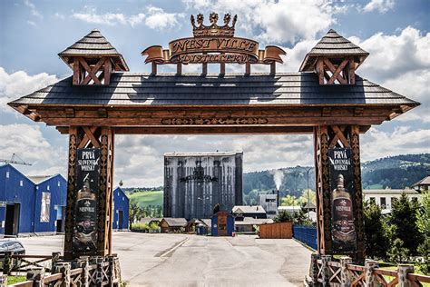 Dubové sudy v skladoch Nestville Distillery