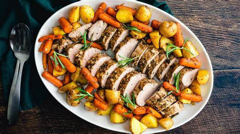 Ilustrácia starovekého lekára pracujúceho s bylinkami