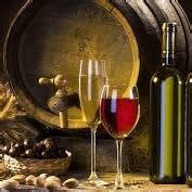 Sudové víno v drevených sudoch