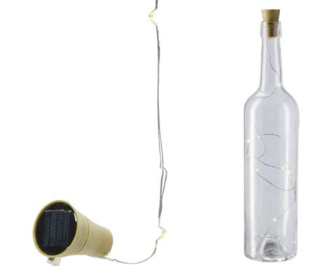 Osvetlenie fľaše s cieľom zvýrazniť lesk