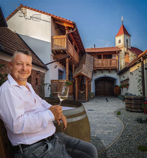 Ilustrácia filtračných dosiek vo vinárstve