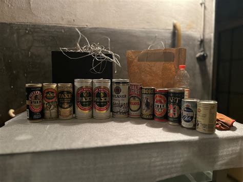 Ilustrácia čapovaného piva a plechovky