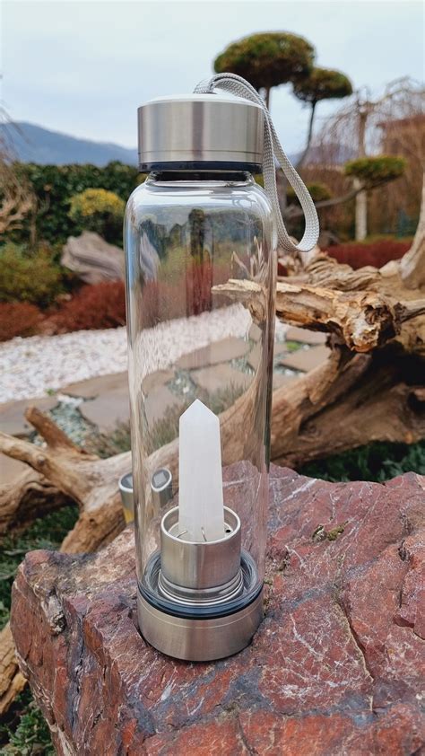 Fľaša mirinu s japonskými nápismi