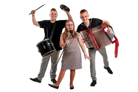 Skupina Ronix počas živého vystúpenia