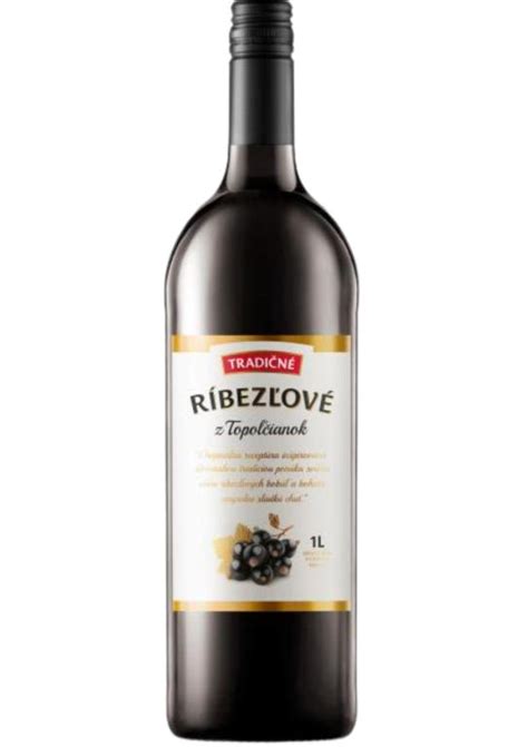 ríbezľové víno v pohári