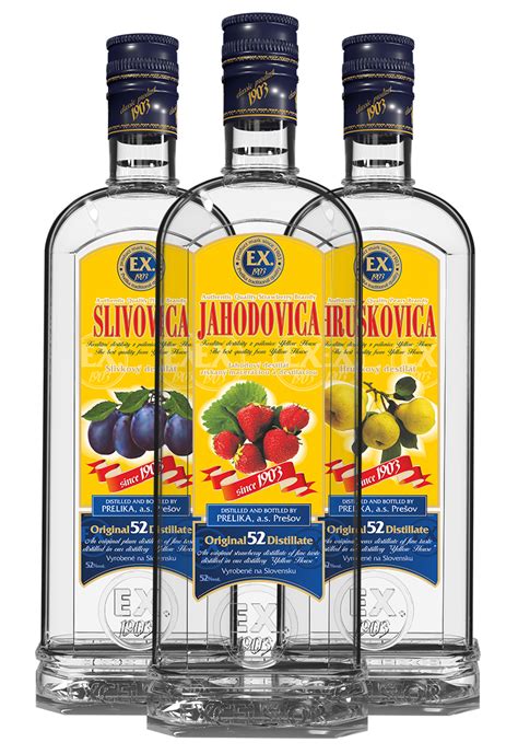 Fľaše s rôznymi ovocnými destilátmi Marsen