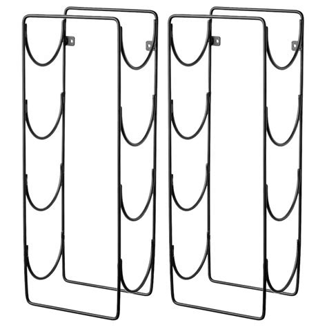 Rôzne typy kovových stojanov na víno