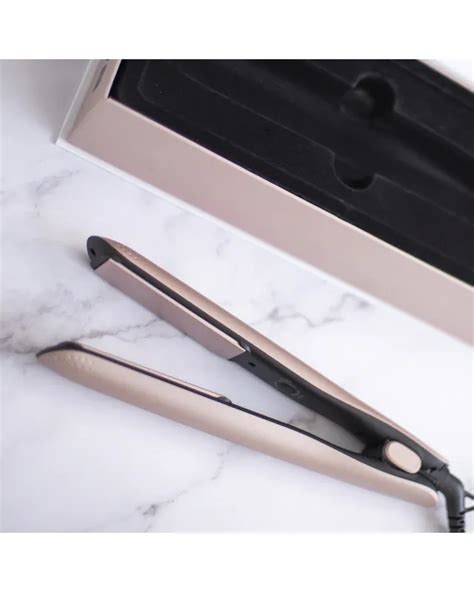 Ilustrácia Nok kultúry s keramickými nádobami