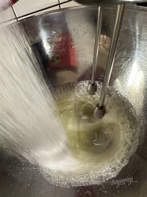 Šľahanie žĺtkov nad parou