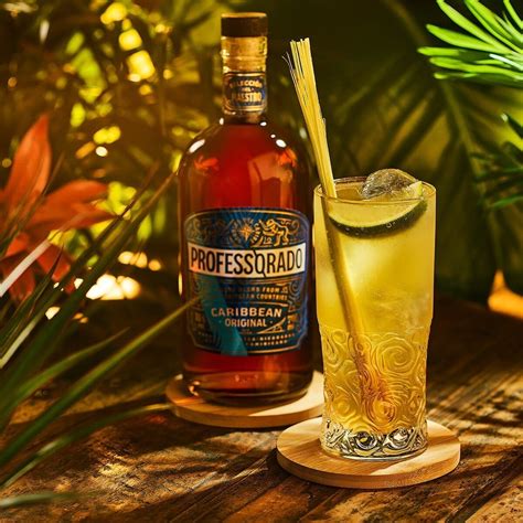 Ilustrácia pohára s rumom a ľadom