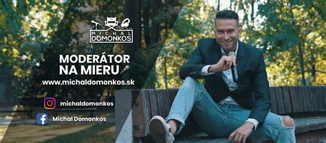 Realitný maklér pri práci