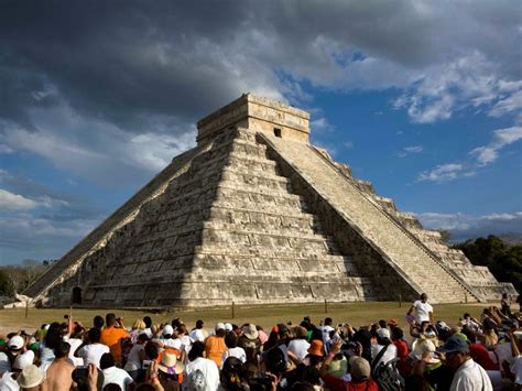 Mayská pyramída Chichen Itza