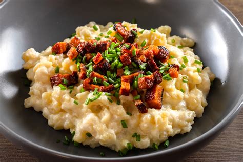 Tradičné slovenské bryndzové halušky