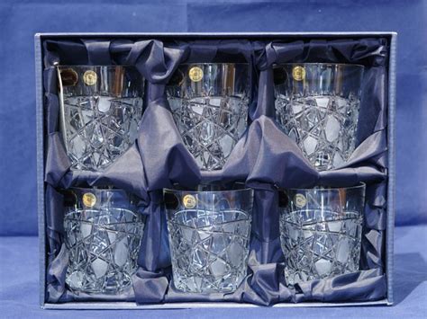 Luxusné brúsené poháre na whisky