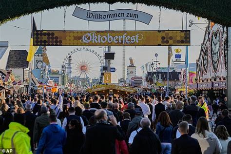 Pivný stan na Oktoberfeste