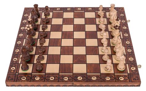 šachovnica s pohármi