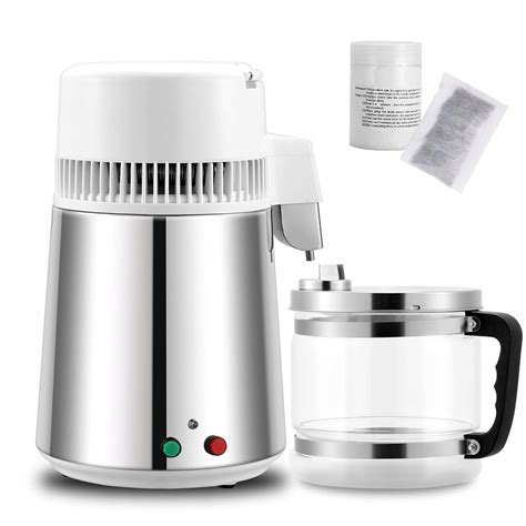 Ilustračný obrázok: Moderný stolný destilátor vody v kuchyni