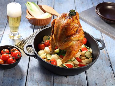 Detail korunkového uzáveru na pivovej fľaši