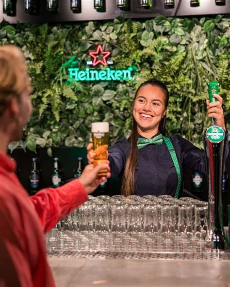 Interiér Heineken Experience s interaktívnymi exponátmi