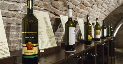 Fľaše slovenského vína